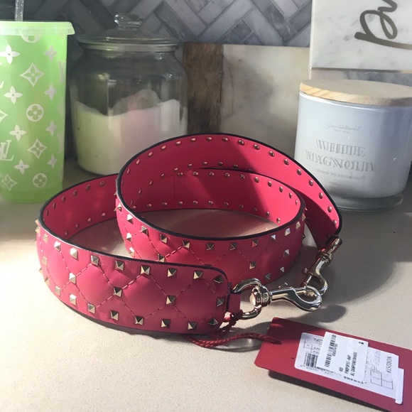 💕VALENTINO PINK SHOULDER STRAP💕 - Picture 7 of 10